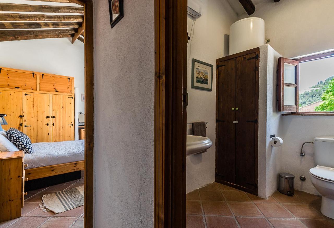 Casa Mundo - 16Th Century Traditional White Village House With Pool Pinos del Valle Ngoại thất bức ảnh